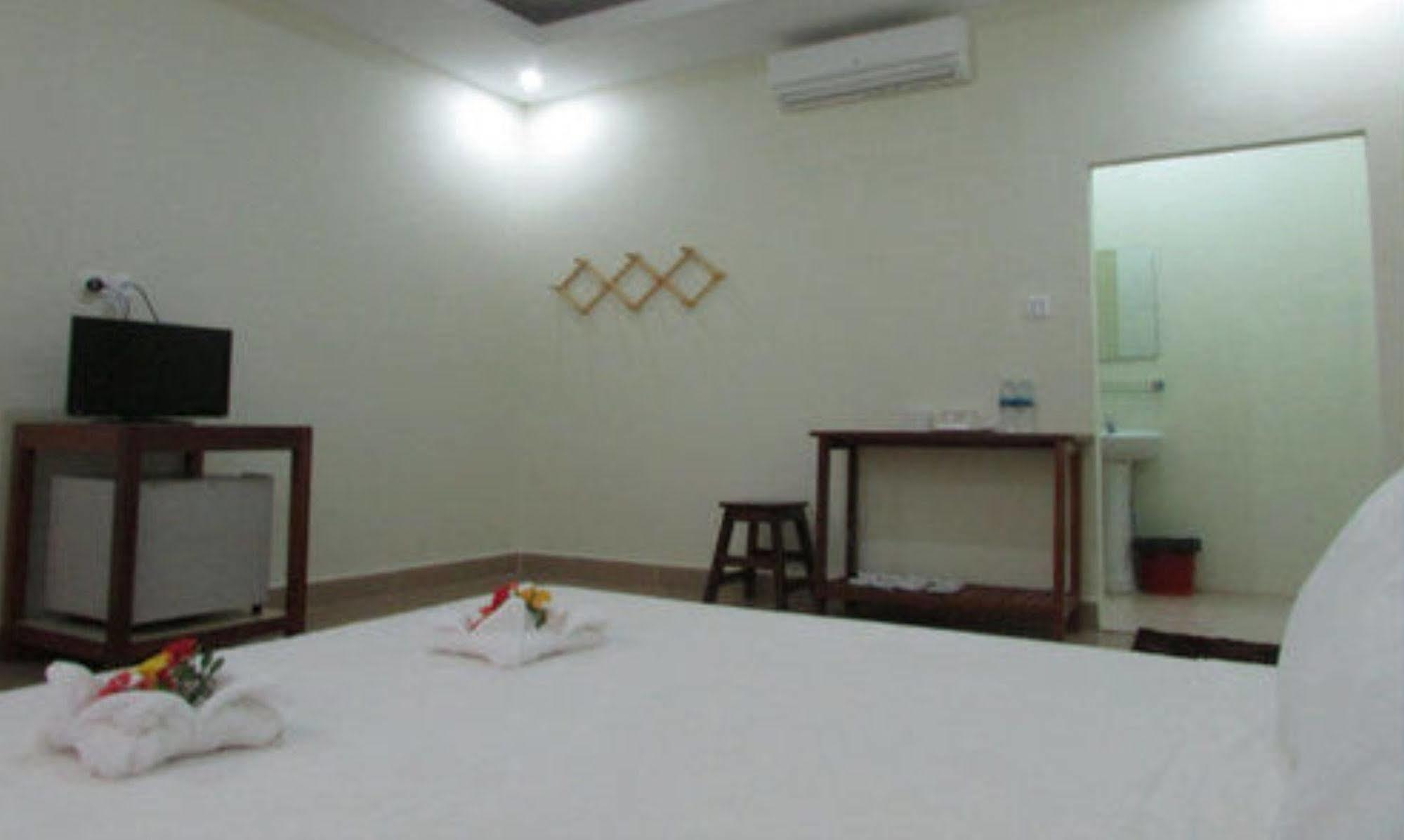Manita Anna Guesthouse Jullyanna Before Sihanoukville Exterior photo
